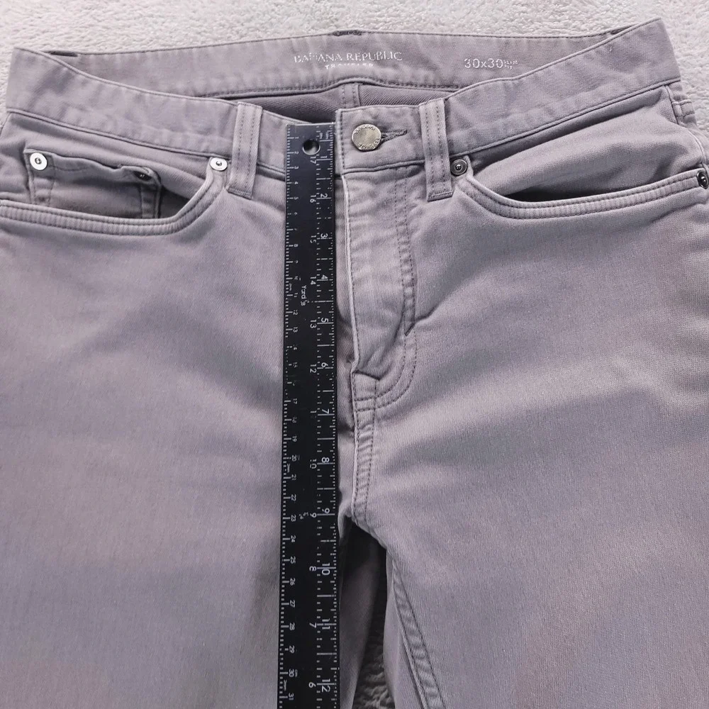 Banana Republic Jeans Mens 30 Gray Traveler Slim Fit Straight‎ Stretch Denim